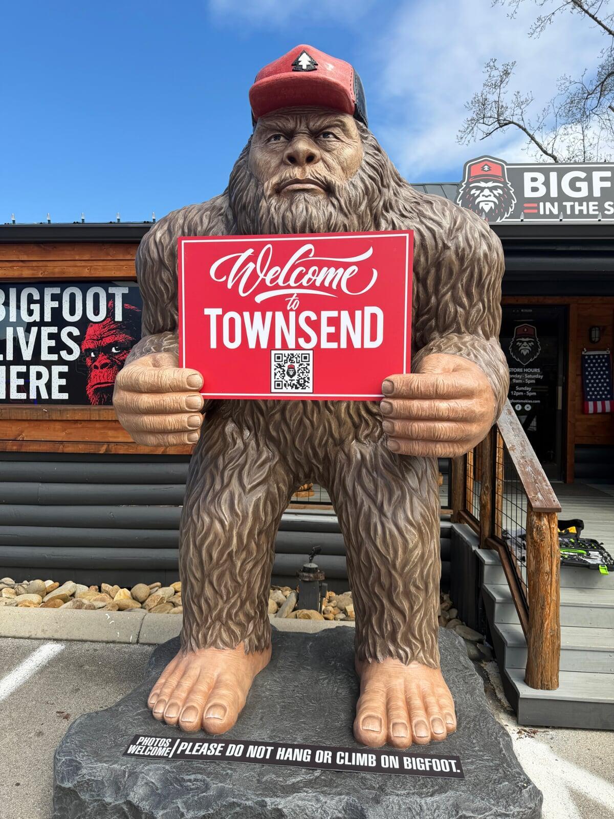 Bigfoot Concrete Roadside Sculpture